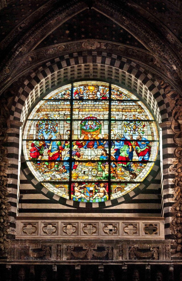 Window above the Alter in the Duomo Siena sml